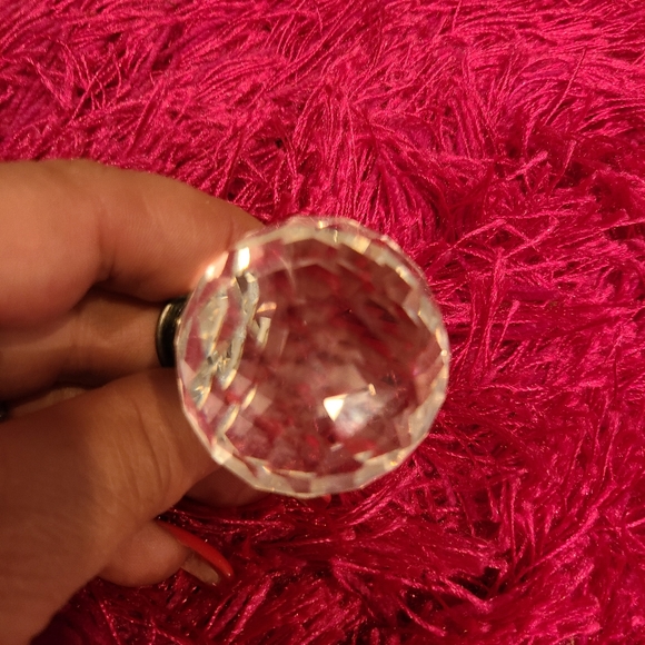 Clear Dresser Drawer knobs - Picture 5 of 5